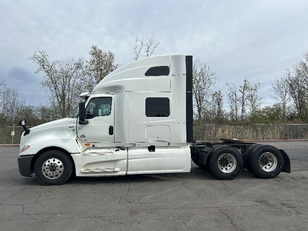 Sleeper Tractor-Heavy Duty Tractors-International-2022-LT625-Liverpool-NY-345,215\n\t\tmiles-$ 66,250 - Image 4