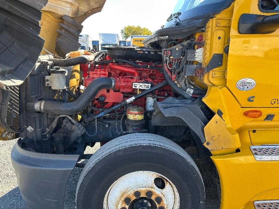 Sleeper Tractor-Heavy Duty Tractors-International-2022-LT625-Londonderry-NH-340,088\n\t\tmiles-$ 65,250 - Image 21