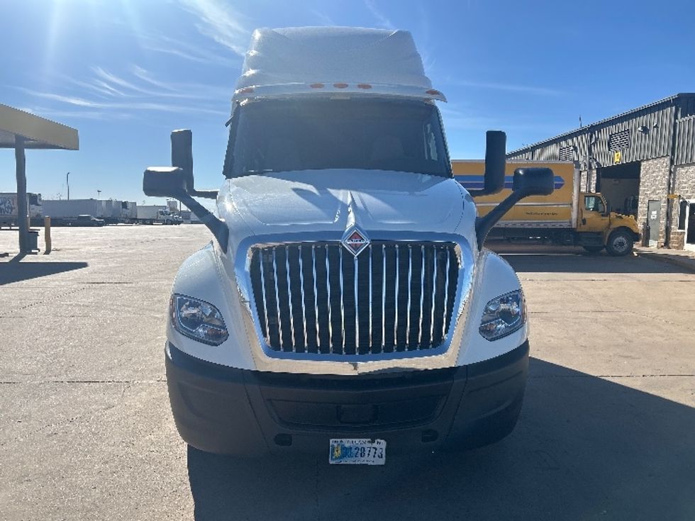 Sleeper Tractor-Heavy Duty Tractors-International-2022-LT625-Lubbock-TX-429,572\n\t\tmiles-$ 62,750 - Image 2