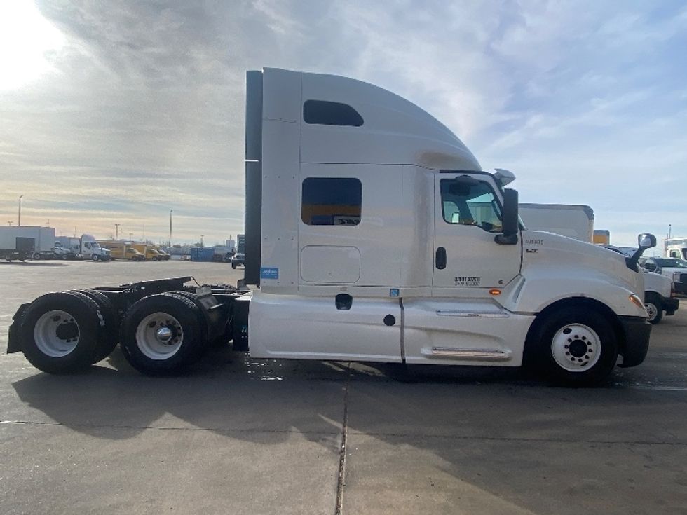 Sleeper Tractor-Heavy Duty Tractors-International-2022-LT625-Lubbock-TX-429,572\n\t\tmiles-$ 62,750 - Image 4