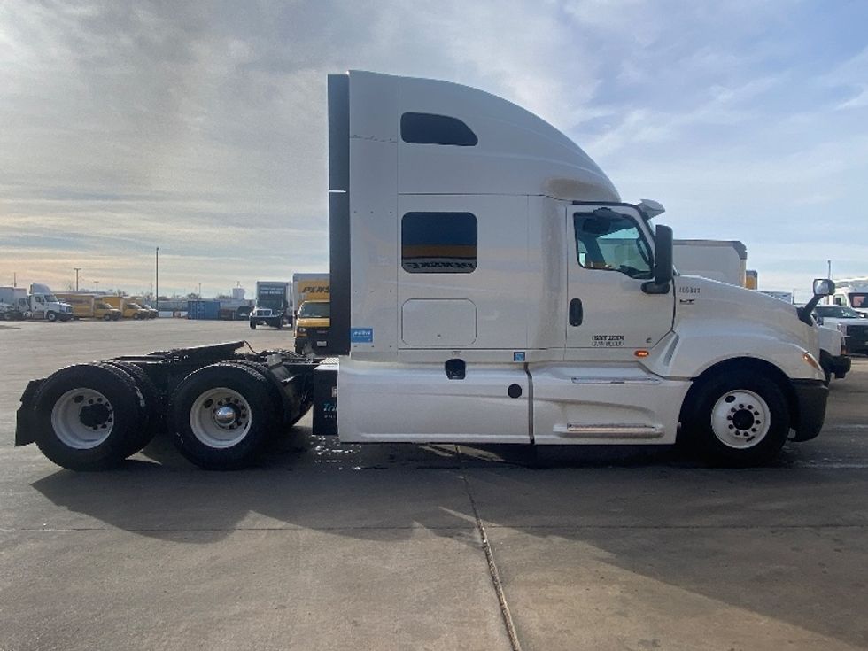 Sleeper Tractor-Heavy Duty Tractors-International-2022-LT625-Lubbock-TX-429,572\n\t\tmiles-$ 62,750 - Image 8