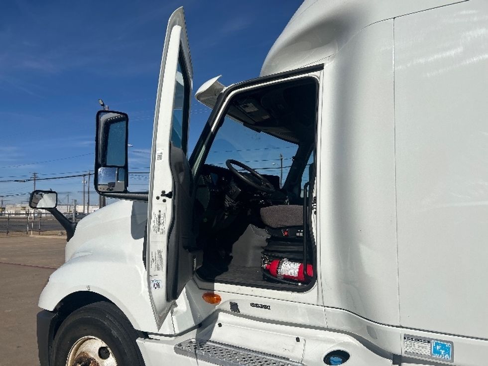 Sleeper Tractor-Heavy Duty Tractors-International-2022-LT625-Lubbock-TX-429,572\n\t\tmiles-$ 62,750 - Image 9