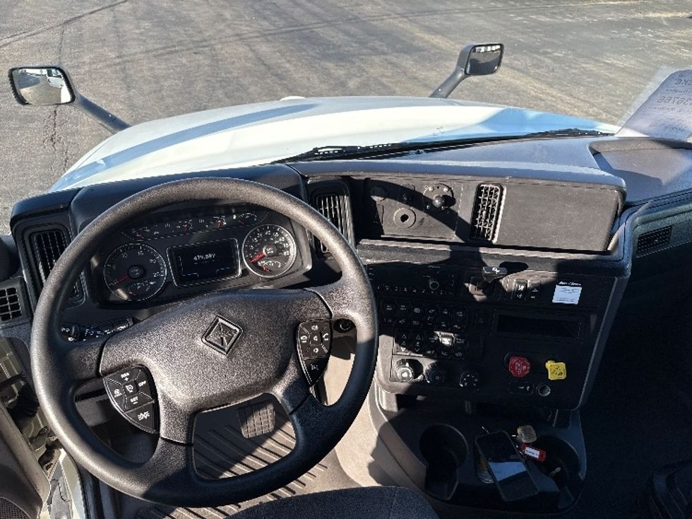Sleeper Tractor-Heavy Duty Tractors-International-2022-LT625-Mansfield-OH-479,889\n\t\tmiles-$ 55,750 - Image 11