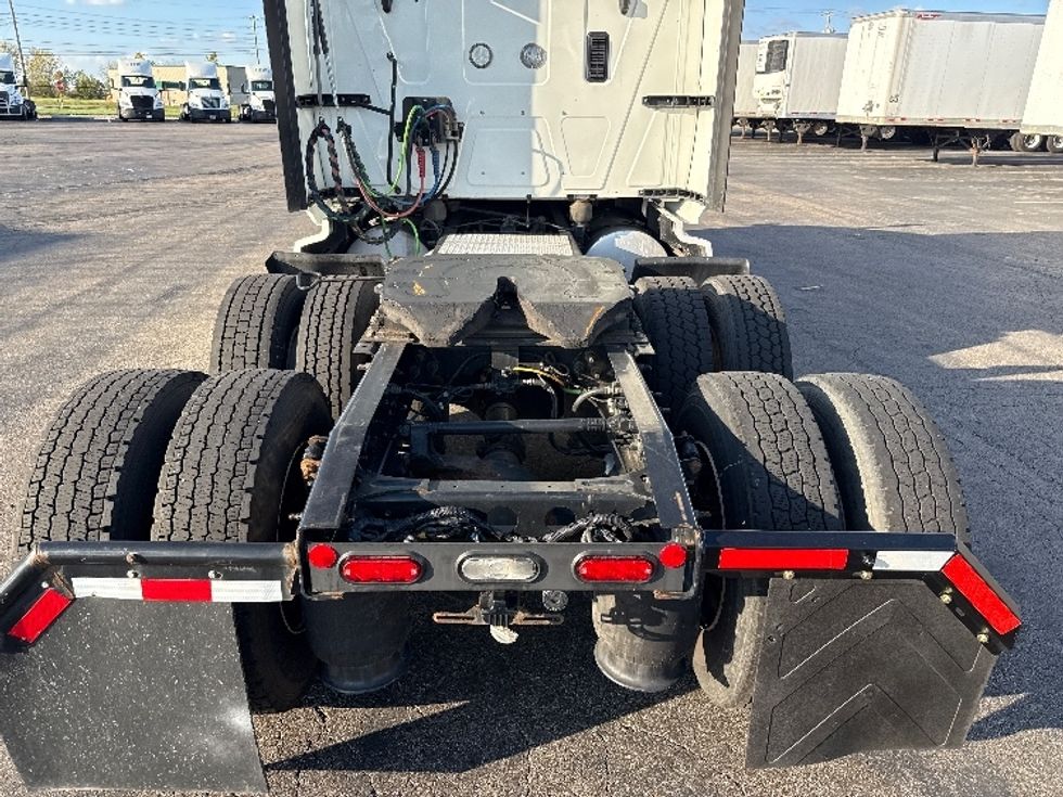 Sleeper Tractor-Heavy Duty Tractors-International-2022-LT625-Mansfield-OH-479,889\n\t\tmiles-$ 55,750 - Image 6
