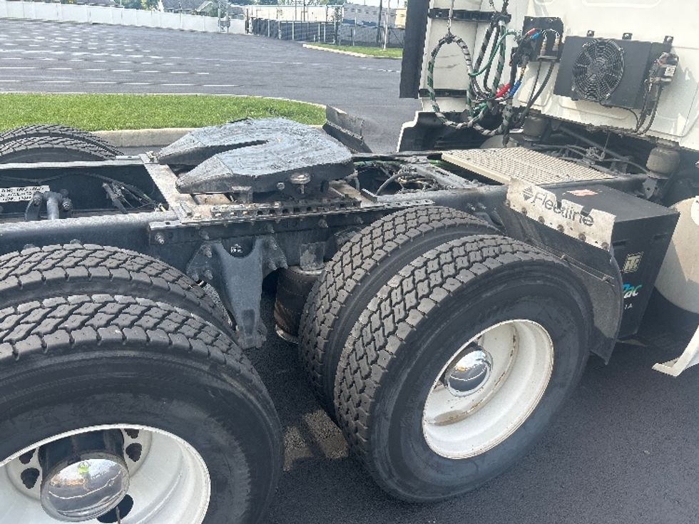 Sleeper Tractor-Heavy Duty Tractors-International-2022-LT625-Melrose Park-IL-509,768\n\t\tmiles-$ 59,500 - Image 21