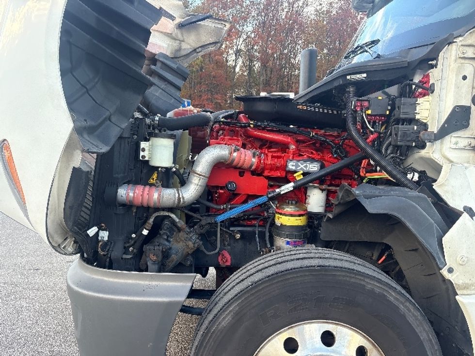 Sleeper Tractor-Heavy Duty Tractors-International-2022-LT625-Middlefield-OH-330,346\n\t\tmiles-$ 69,750 - Image 21