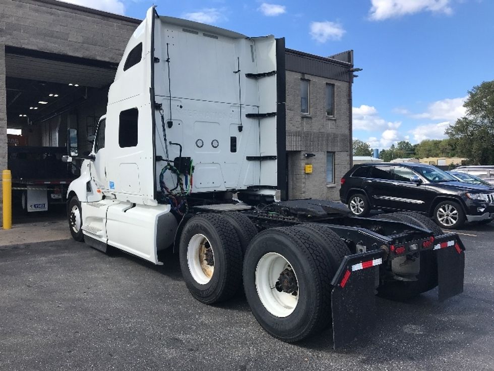 Sleeper Tractor-Heavy Duty Tractors-International-2022-LT625-Milwaukee-WI-354,010\n\t\tmiles-$ 68,000 - Image 5