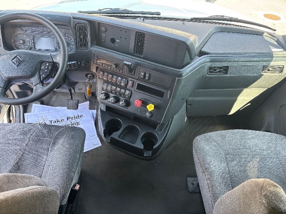 Sleeper Tractor-Heavy Duty Tractors-International-2022-LT625-Montgomery-NY-408,914\n\t\tmiles-$ 59,750 - Image 12