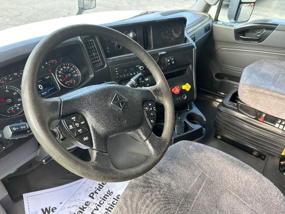 Sleeper Tractor-Heavy Duty Tractors-International-2022-LT625-Montgomery-NY-527,947\n\t\tmiles-$ 51,000 - Image 10