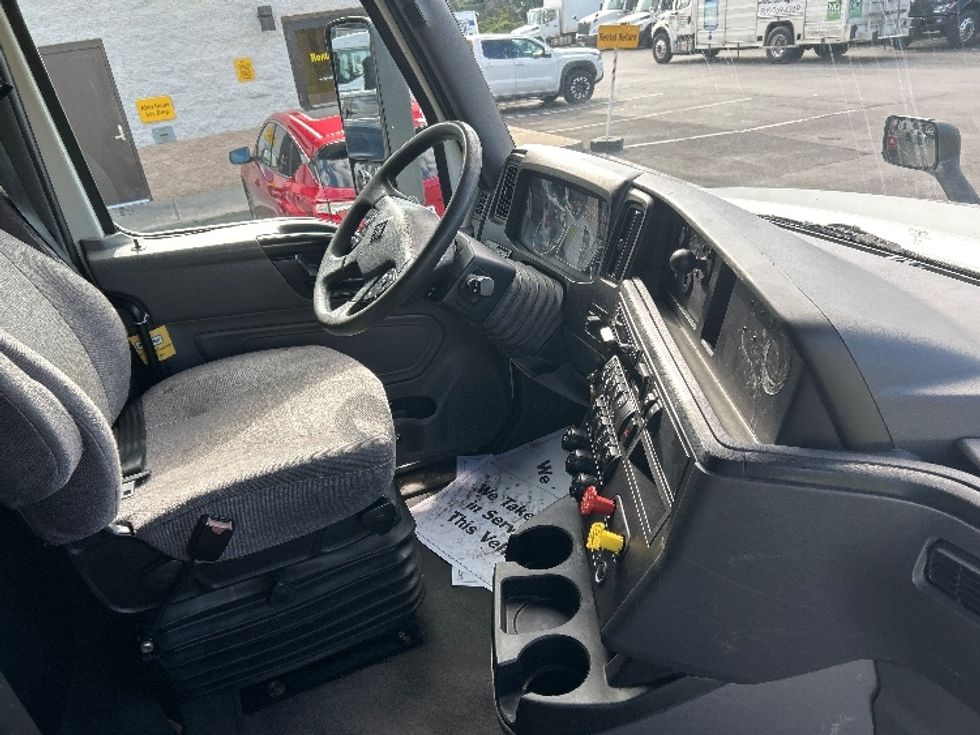 Sleeper Tractor-Heavy Duty Tractors-International-2022-LT625-Montgomery-NY-527,947\n\t\tmiles-$ 51,000 - Image 15