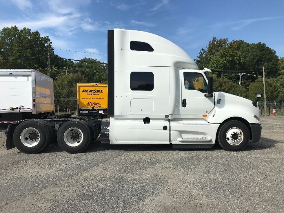 Sleeper Tractor-Heavy Duty Tractors-International-2022-LT625-Newport News-VA-286,700\n\t\tmiles-$ 77,000 - Image 8