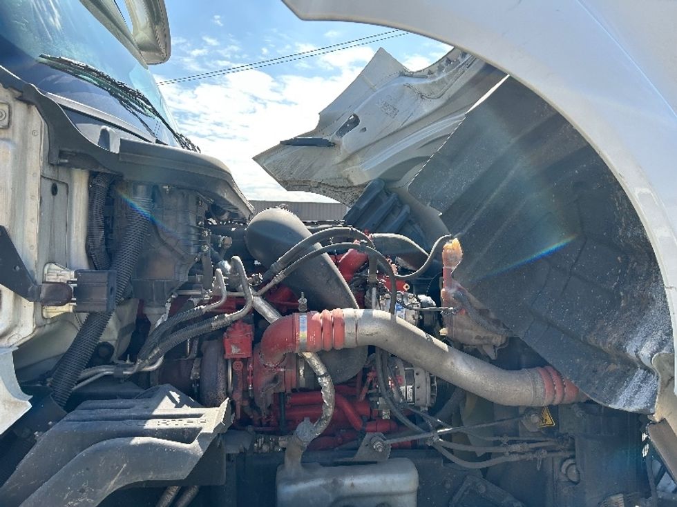 Sleeper Tractor-Heavy Duty Tractors-International-2022-LT625-North Bergen-NJ-379,859\n\t\tmiles-$ 65,000 - Image 20