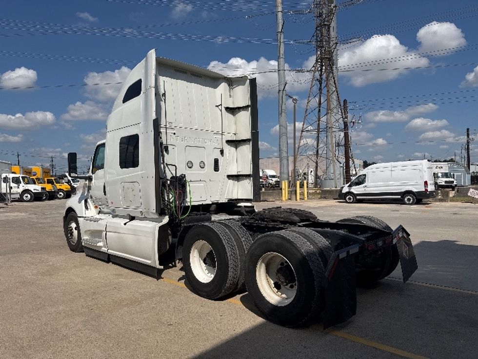 Sleeper Tractor-Heavy Duty Tractors-International-2022-LT625-Ocala-FL-574,142\n\t\tmiles-$ 46,750 - Image 5