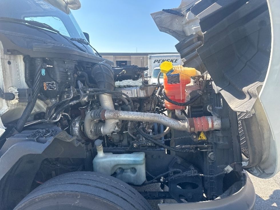 Sleeper Tractor-Heavy Duty Tractors-International-2022-LT625-Omaha-NE-423,971\n\t\tmiles-$ 46,750 - Image 20