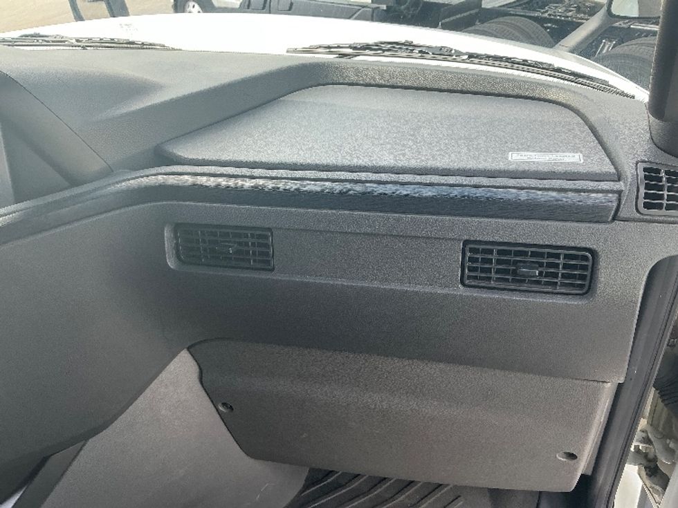 Sleeper Tractor-Heavy Duty Tractors-International-2022-LT625-Orlando-FL-304,679\n\t\tmiles-$ 72,000 - Image 14