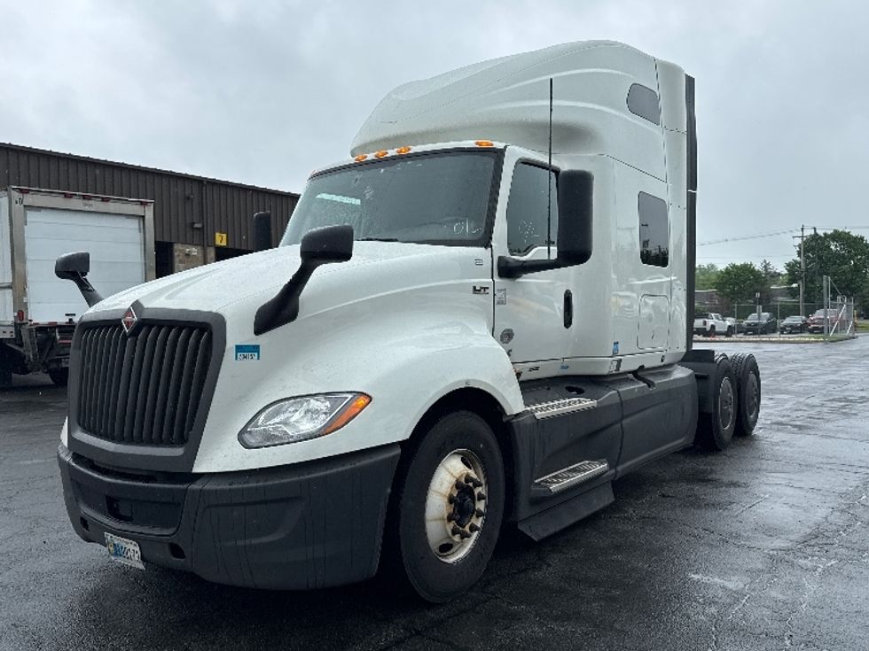 Sleeper Tractor-Heavy Duty Tractors-International-2022-LT625-Parsippany-NJ-643,534\n\t\tmiles-$ 49,250 - Image 3