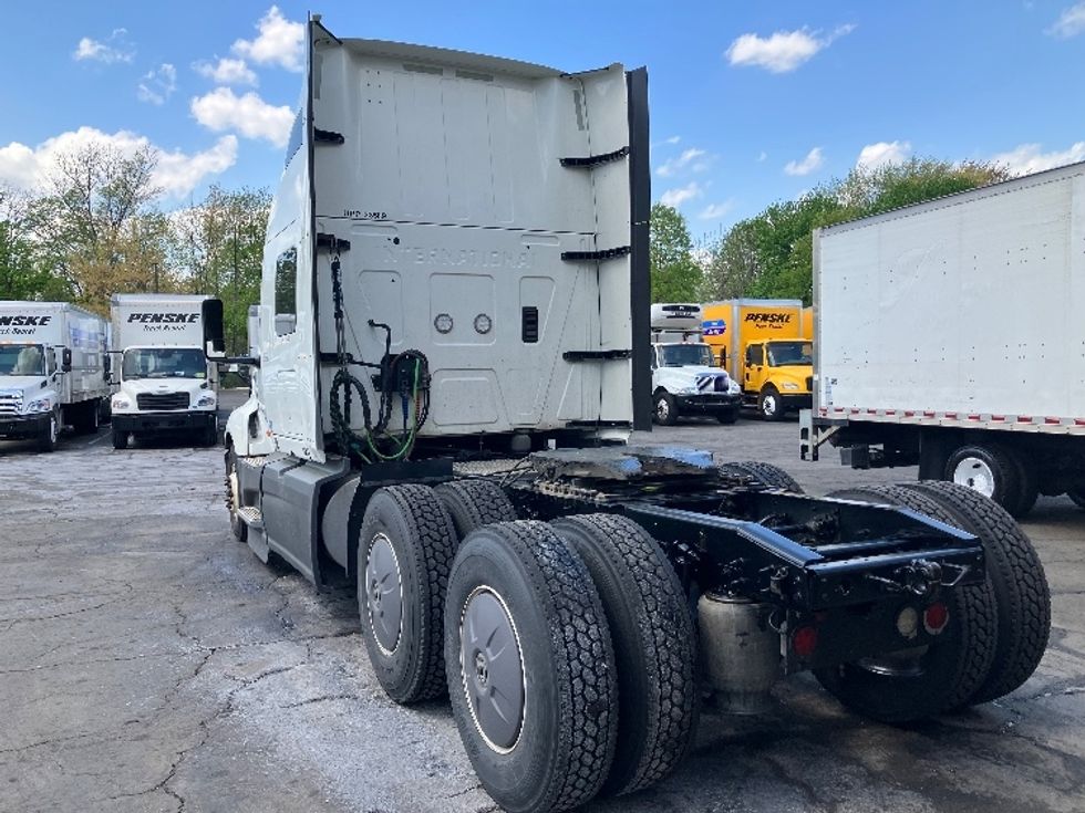 Sleeper Tractor-Heavy Duty Tractors-International-2022-LT625-Parsippany-NJ-643,534\n\t\tmiles-$ 49,250 - Image 5
