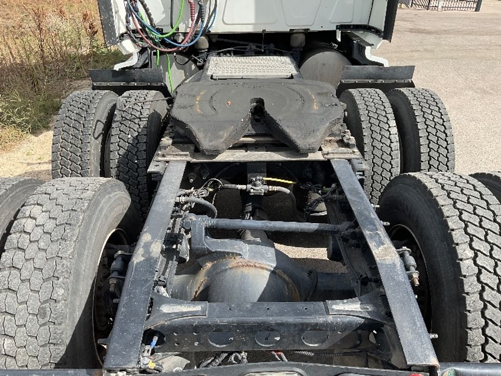 Sleeper Tractor-Heavy Duty Tractors-International-2022-LT625-Pasco-WA-385,995\n\t\tmiles-$ 73,750 - Image 6