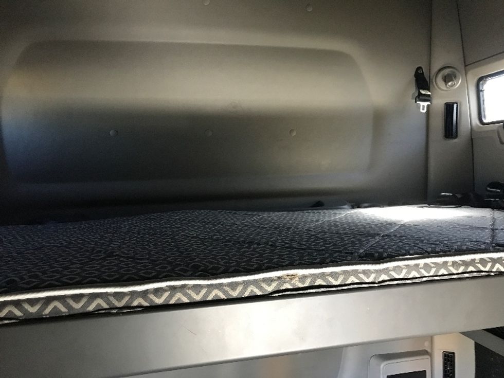 Sleeper Tractor-Heavy Duty Tractors-International-2022-LT625-Pennsauken-NJ-646,525\n\t\tmiles-$ 38,250 - Image 17