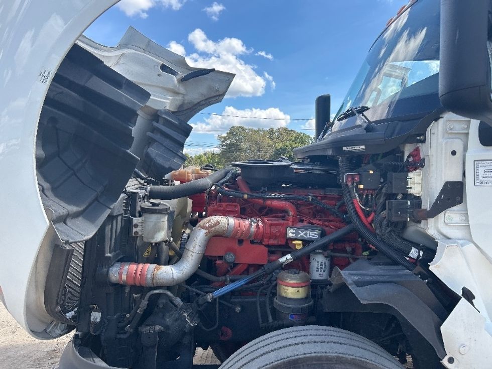 Sleeper Tractor-Heavy Duty Tractors-International-2022-LT625-Pensacola-FL-321,542\n\t\tmiles-$ 70,000 - Image 21