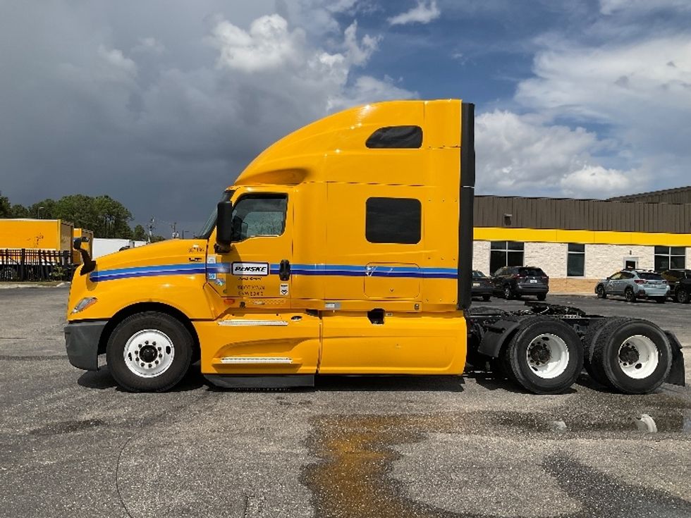 Sleeper Tractor-Heavy Duty Tractors-International-2022-LT625-Pensacola-FL-586,504\n\t\tmiles-$ 40,500 - Image 4