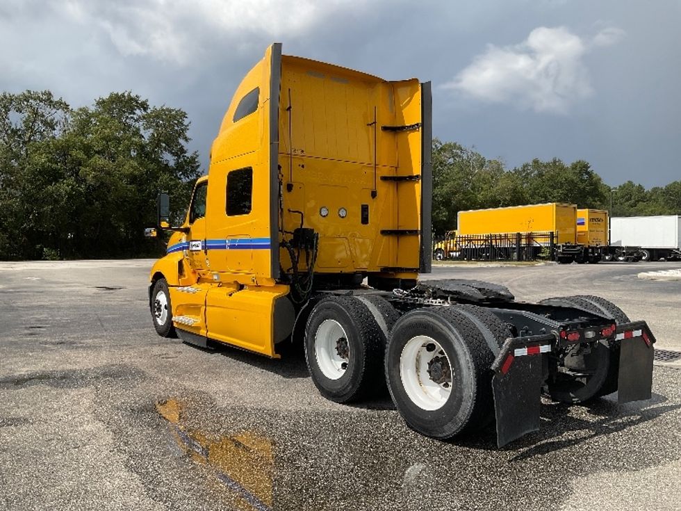 Sleeper Tractor-Heavy Duty Tractors-International-2022-LT625-Pensacola-FL-586,504\n\t\tmiles-$ 40,500 - Image 5