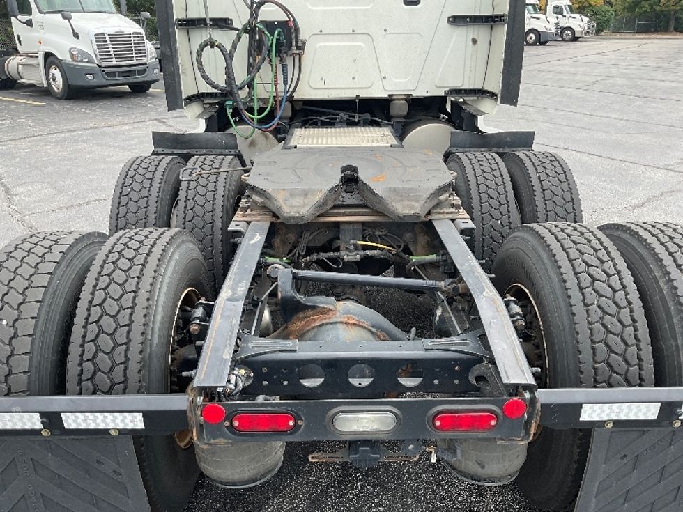 Sleeper Tractor-Heavy Duty Tractors-International-2022-LT625-Perrysburg-OH-515,743\n\t\tmiles-$ 52,250 - Image 6