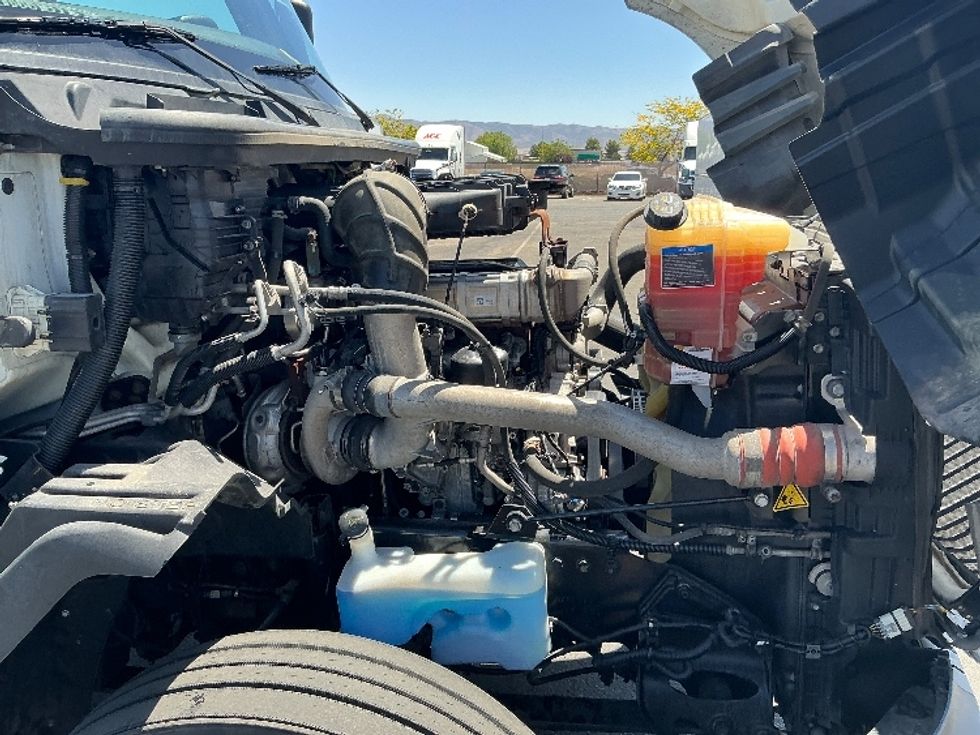Sleeper Tractor-Heavy Duty Tractors-International-2022-LT625-Prescott Valley-AZ-486,312\n\t\tmiles-$ 37,000 - Image 20