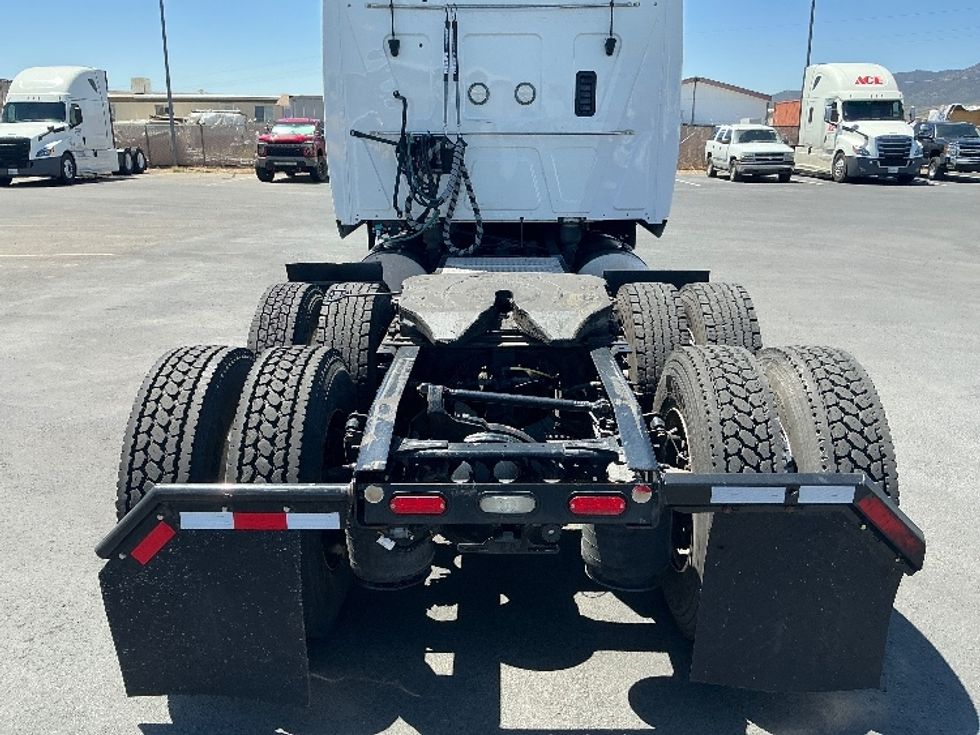 Sleeper Tractor-Heavy Duty Tractors-International-2022-LT625-Prescott Valley-AZ-486,312\n\t\tmiles-$ 37,000 - Image 6