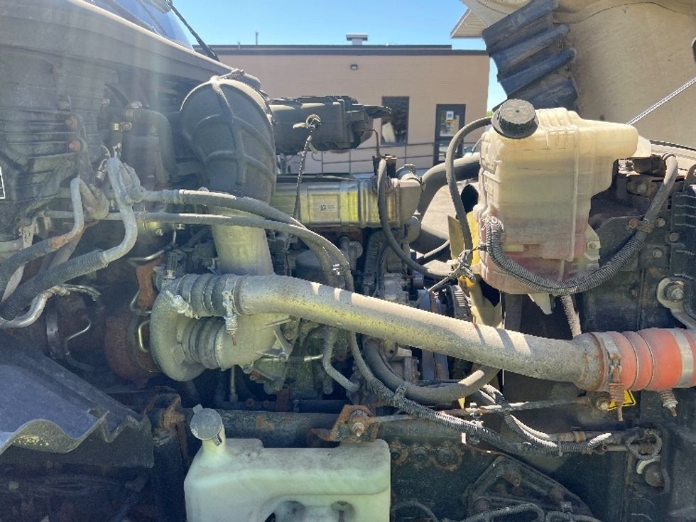 Sleeper Tractor-Heavy Duty Tractors-International-2022-LT625-Rochester-NY-595,969\n\t\tmiles-$ 28,750 - Image 20