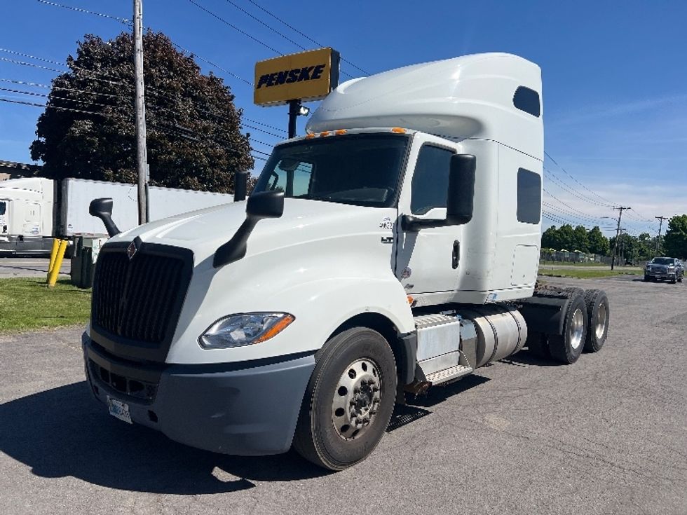 Sleeper Tractor-Heavy Duty Tractors-International-2022-LT625-Rochester-NY-595,969\n\t\tmiles-$ 28,750 - Image 3