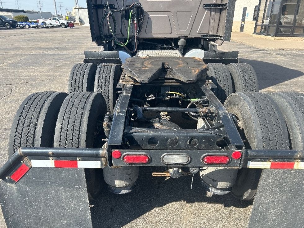 Sleeper Tractor-Heavy Duty Tractors-International-2022-LT625-Rothschild-WI-306,732\n\t\tmiles-$ 61,750 - Image 6