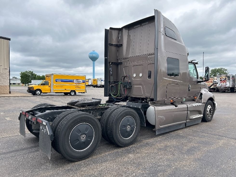 Sleeper Tractor-Heavy Duty Tractors-International-2022-LT625-Rothschild-WI-420,950\n\t\tmiles-$ 61,000 - Image 7