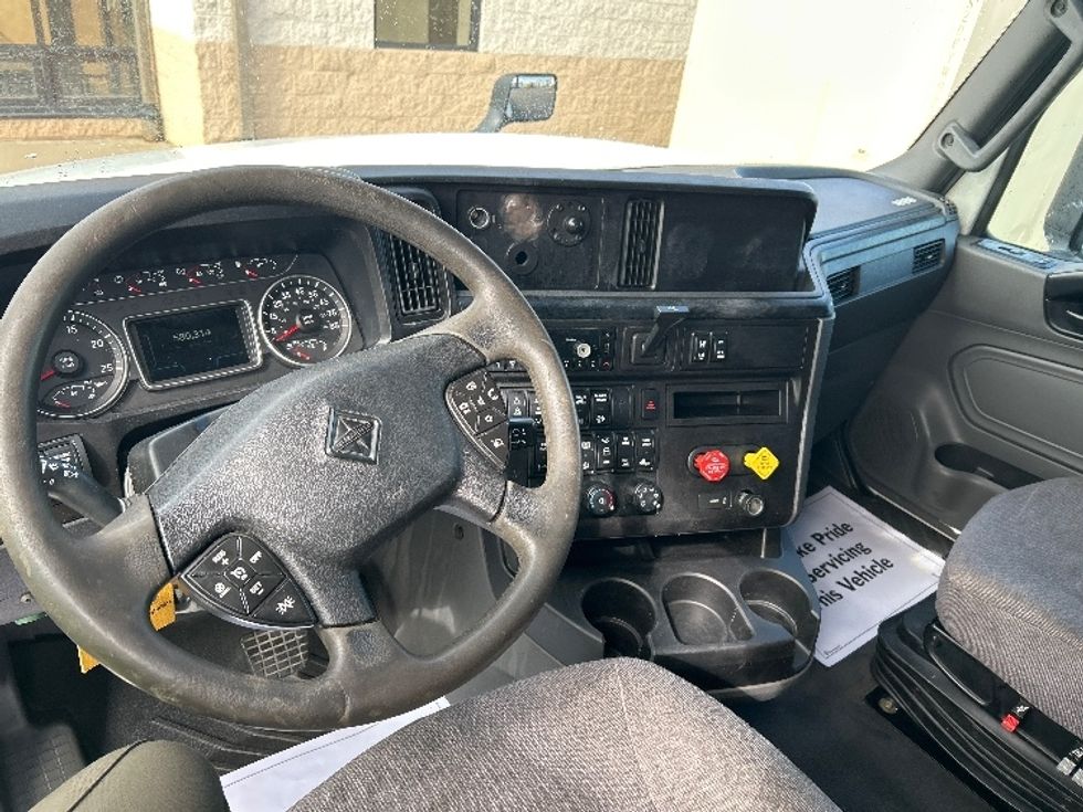 Sleeper Tractor-Heavy Duty Tractors-International-2022-LT625-Rothschild-WI-580,504\n\t\tmiles-$ 44,250 - Image 11