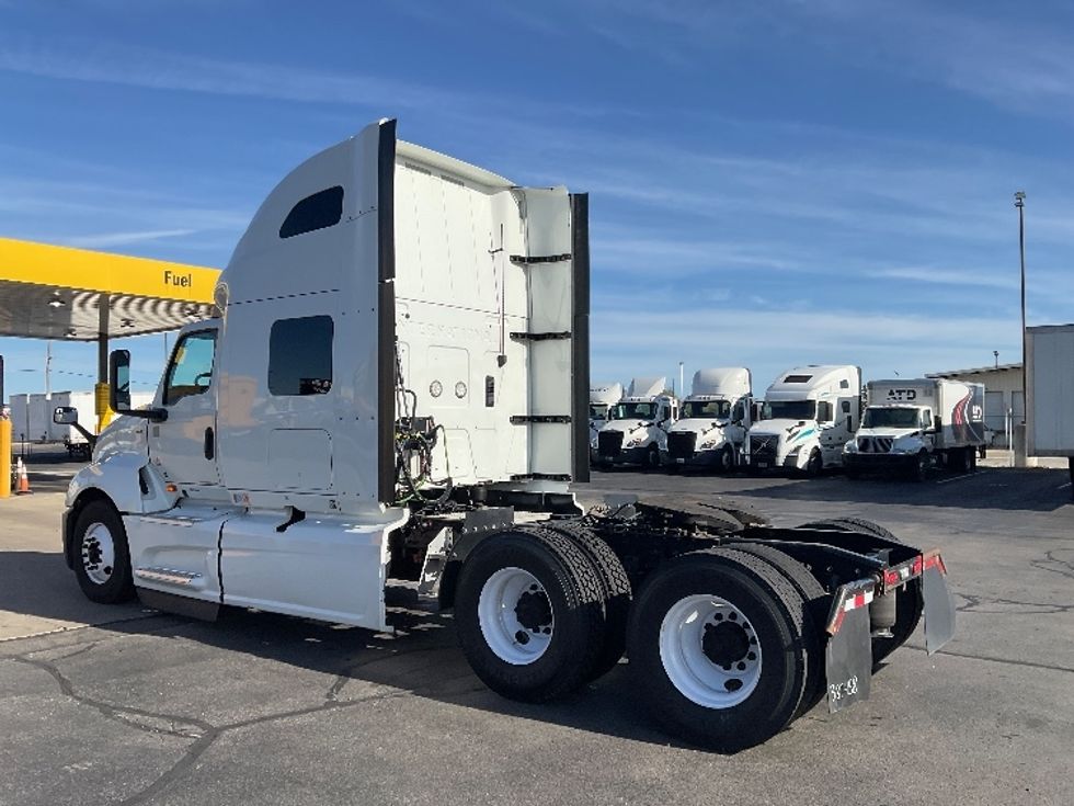 Sleeper Tractor-Heavy Duty Tractors-International-2022-LT625-Rothschild-WI-580,504\n\t\tmiles-$ 44,250 - Image 5