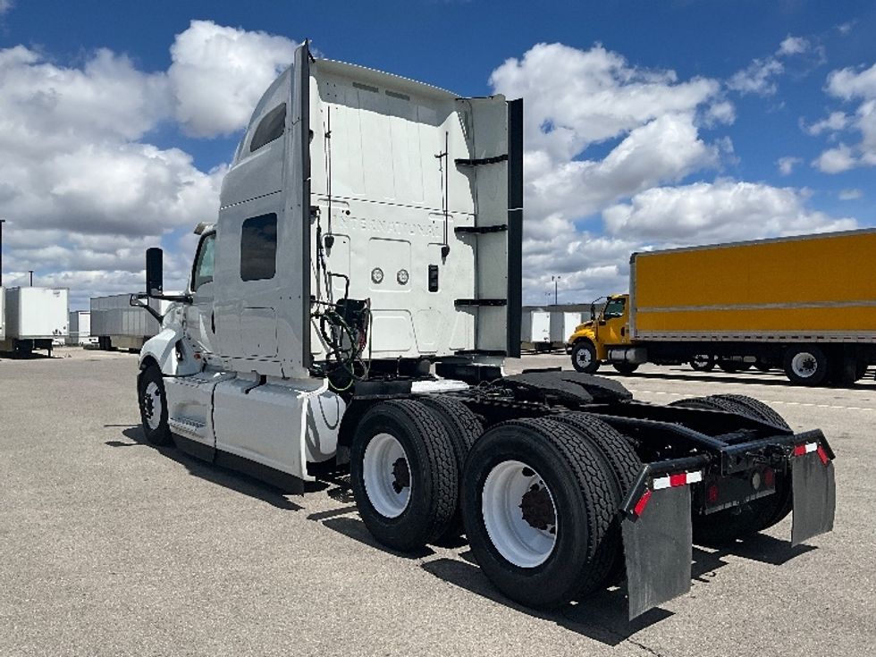 Sleeper Tractor-Heavy Duty Tractors-International-2022-LT625-Salt Lake City-UT-484,252\n\t\tmiles-$ 36,750 - Image 5