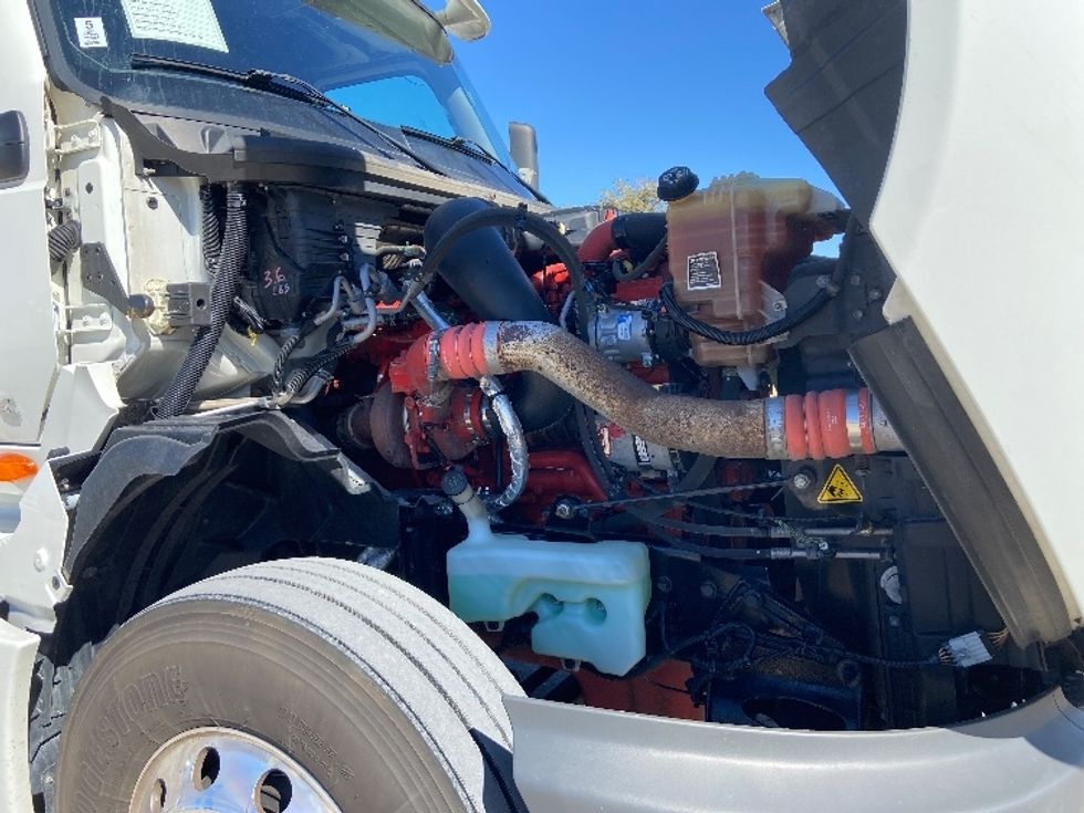 Sleeper Tractor-Heavy Duty Tractors-International-2022-LT625-San Antonio-TX-312,613\n\t\tmiles-$ 72,000 - Image 20