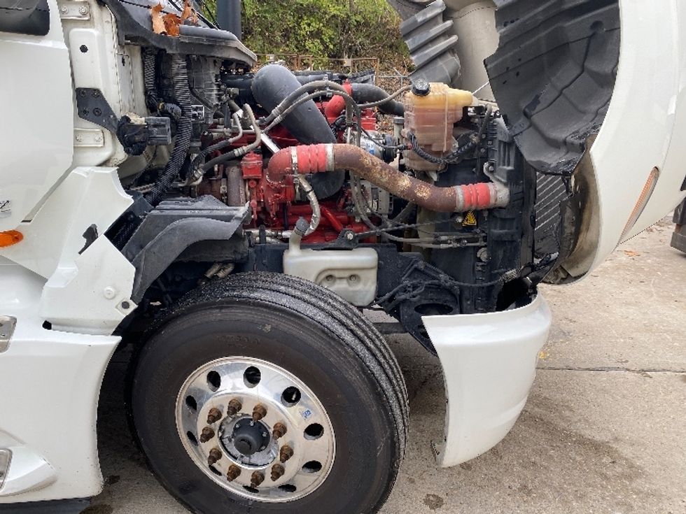 Sleeper Tractor-Heavy Duty Tractors-International-2022-LT625-San Antonio-TX-555,401\n\t\tmiles-$ 51,500 - Image 19