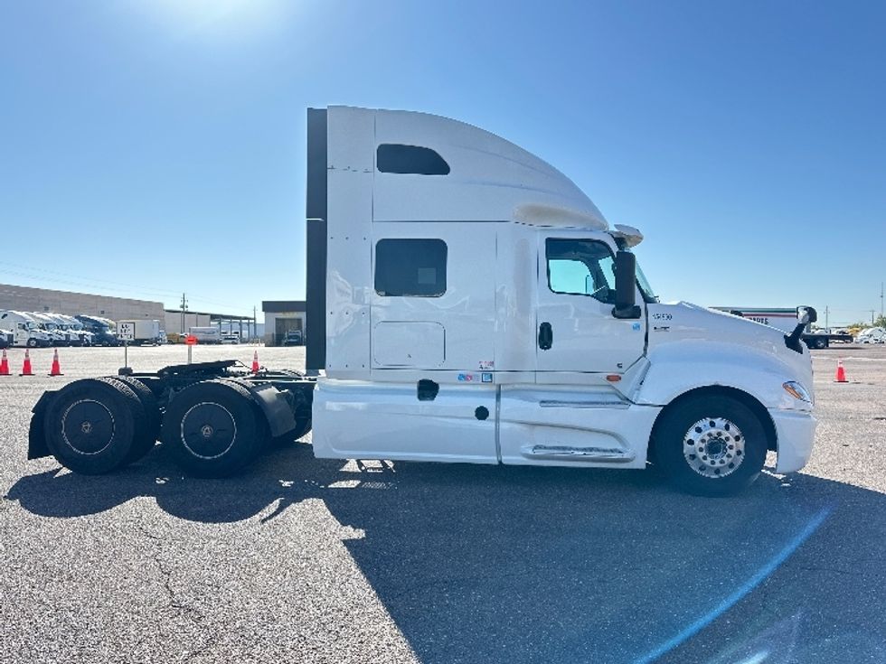 Sleeper Tractor-Heavy Duty Tractors-International-2022-LT625-San Antonio-TX-613,142\n\t\tmiles-$ 45,500 - Image 8