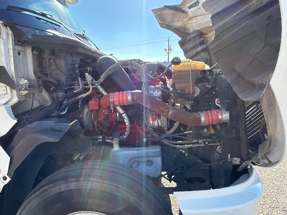 Sleeper Tractor-Heavy Duty Tractors-International-2022-LT625-San Antonio-TX-691,523\n\t\tmiles-$ 37,750 - Image 19