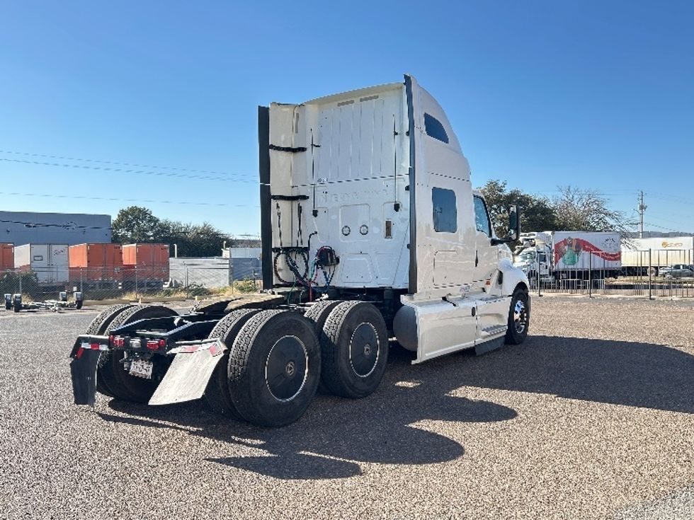 Sleeper Tractor-Heavy Duty Tractors-International-2022-LT625-San Antonio-TX-691,523\n\t\tmiles-$ 37,750 - Image 7