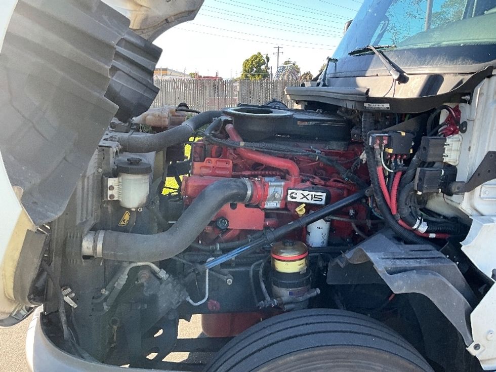 Sleeper Tractor-Heavy Duty Tractors-International-2022-LT625-San Leandro-CA-472,019\n\t\tmiles-$ 64,250 - Image 20