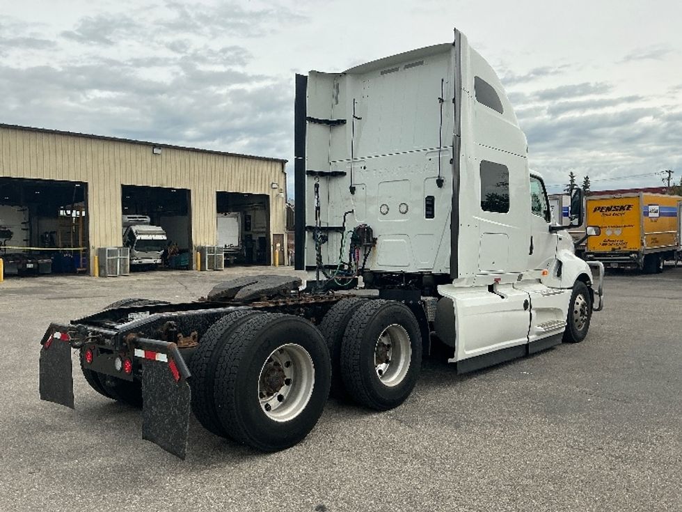 Sleeper Tractor-Heavy Duty Tractors-International-2022-LT625-Saskatoon-SK-635,133\n\t\tkm-$ 89,000 - Image 5