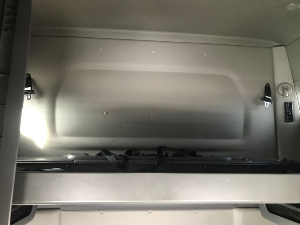 Sleeper Tractor-Heavy Duty Tractors-International-2022-LT625-Shreveport-LA-369,710\n\t\tmiles-$ 71,750 - Image 20