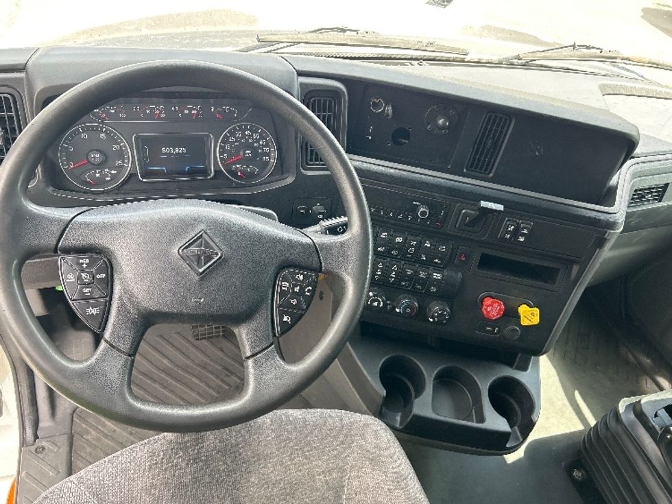 Sleeper Tractor-Heavy Duty Tractors-International-2022-LT625-Sparks-NV-510,457\n\t\tmiles-$ 61,750 - Image 11
