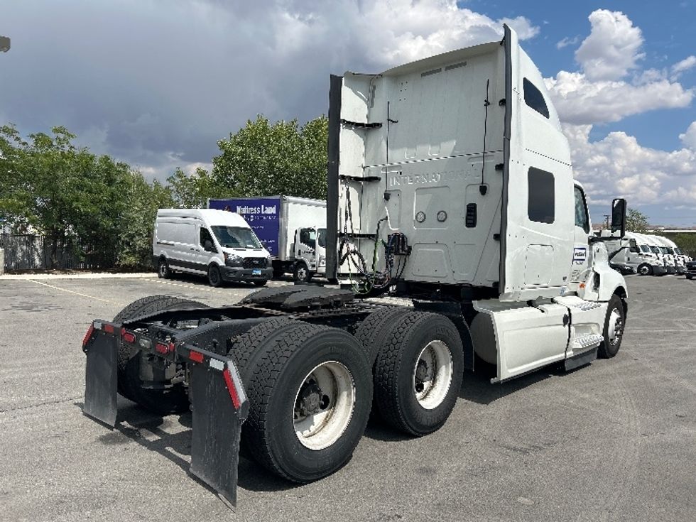 Sleeper Tractor-Heavy Duty Tractors-International-2022-LT625-Sparks-NV-510,457\n\t\tmiles-$ 61,750 - Image 7