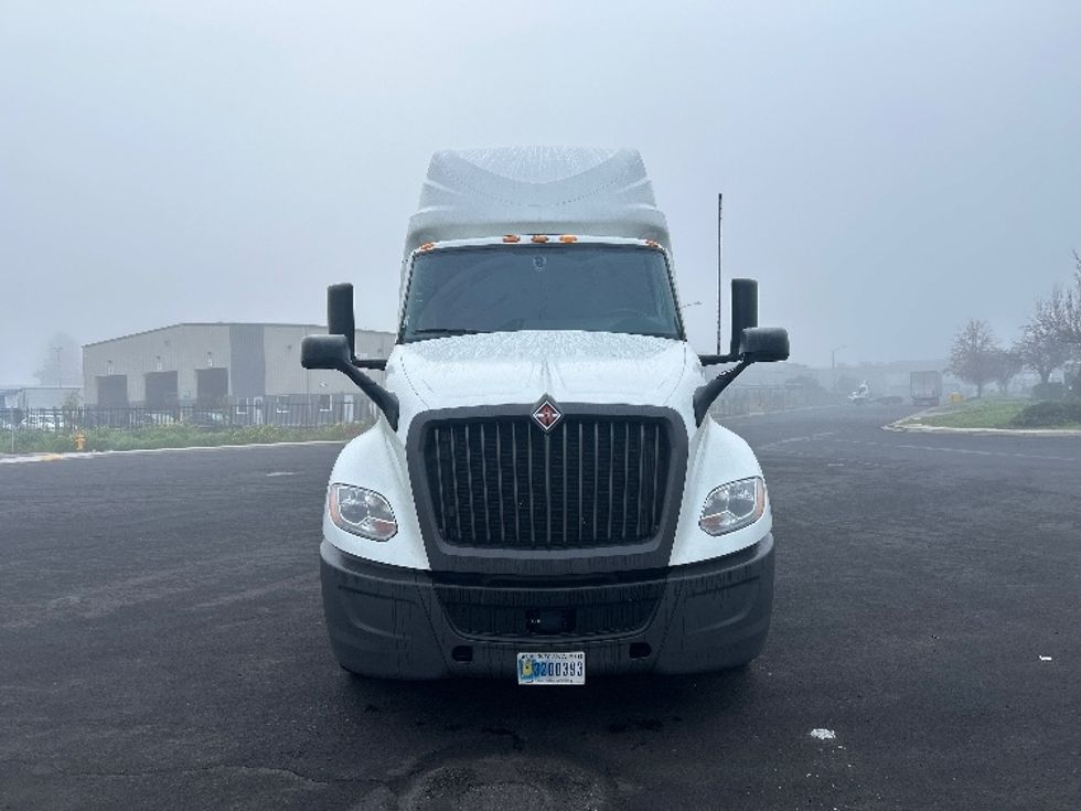 Sleeper Tractor-Heavy Duty Tractors-International-2022-LT625-Stockton-CA-479,959\n\t\tmiles-$ 59,750 - Image 2