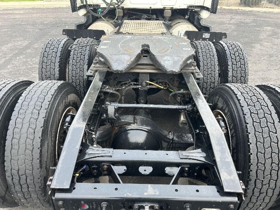 Sleeper Tractor-Heavy Duty Tractors-International-2022-LT625-Stockton-CA-479,959\n\t\tmiles-$ 59,750 - Image 6