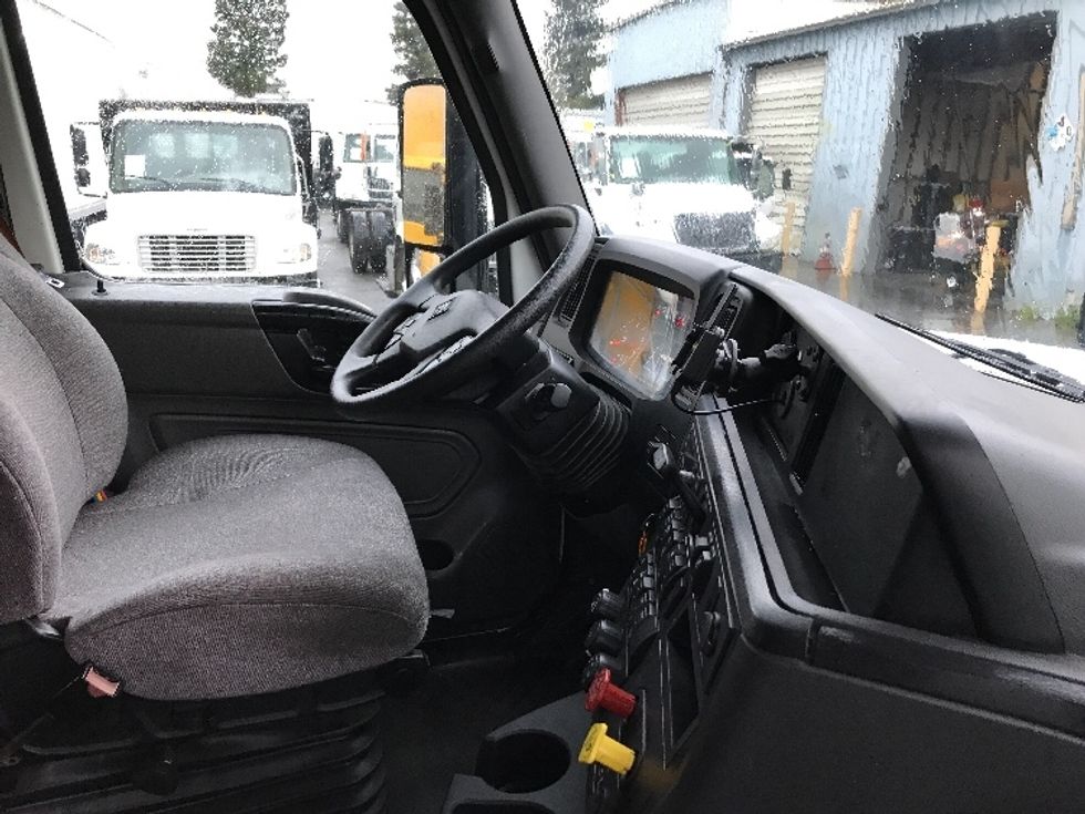 Sleeper Tractor-Heavy Duty Tractors-International-2022-LT625-Stockton-CA-505,418\n\t\tmiles-$ 57,000 - Image 15