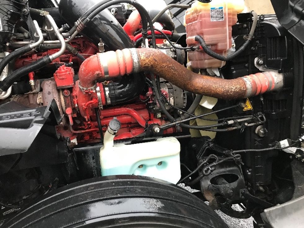 Sleeper Tractor-Heavy Duty Tractors-International-2022-LT625-Stockton-CA-505,418\n\t\tmiles-$ 57,000 - Image 17